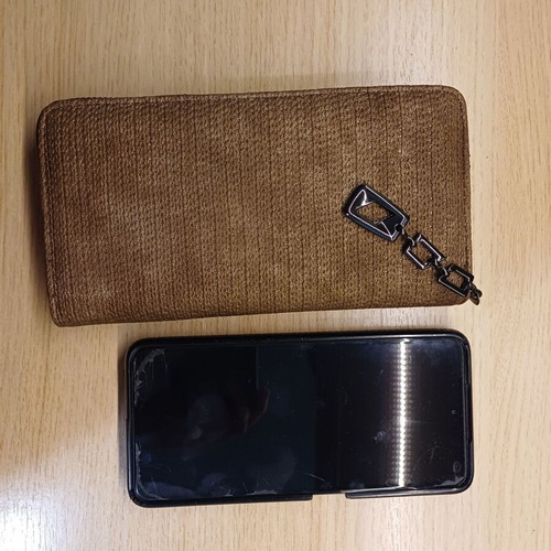 Wallet brown new with chain and multiple compartments