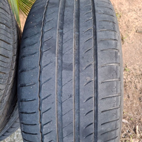 Michelin Primacy HP tires used, 3x 225/55 R16 95W and 1 Walin