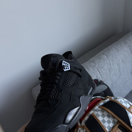 Jordan 4 Retro Black Cat sneakers like new, size 47.5, black