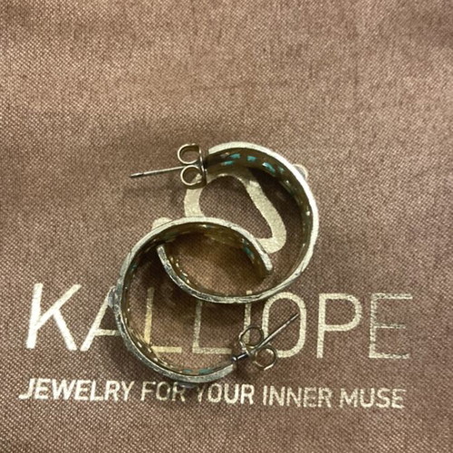KALLIOPE faux earrings like new, turquoise and gold