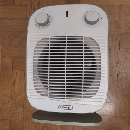 Delonghi HFS50B20.GR Floor Room Bathroom Fan Heater 2000W Like New Waterproof