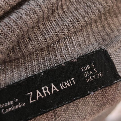 Zara Knit gray turtleneck sweater used, thin and soft, size S