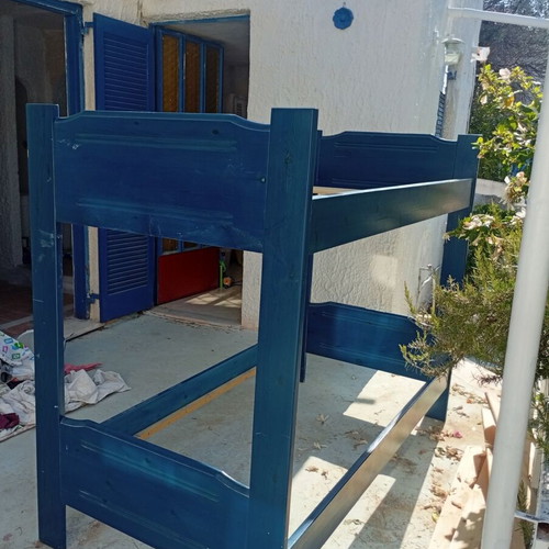 Bunk bed frame without mattresses
