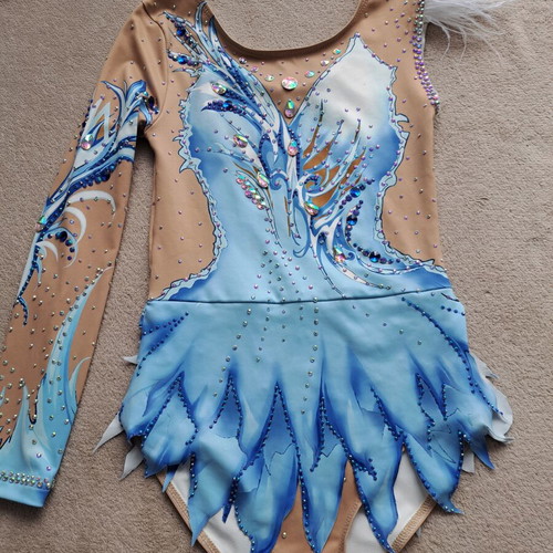 Leotard new, very shiny, size for height 145-152, blue