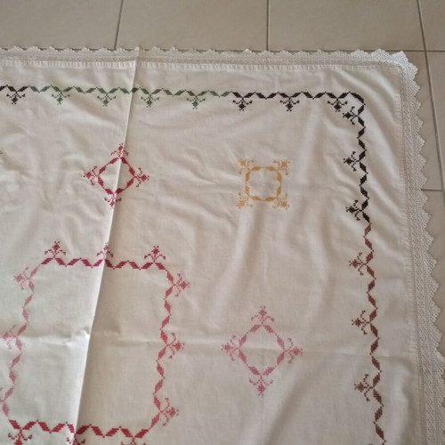 Handmade embroidered tablecloth new with lace and geometric patterns
