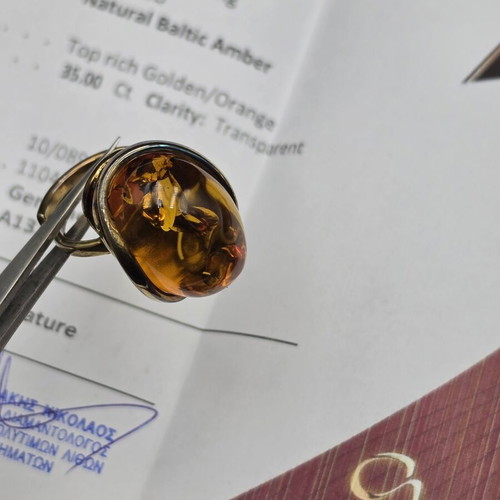 Silver 925 ring with natural Baltic amber 35 ct, like new