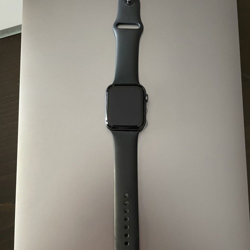 Apple Watch Series 6 44mm with two straps