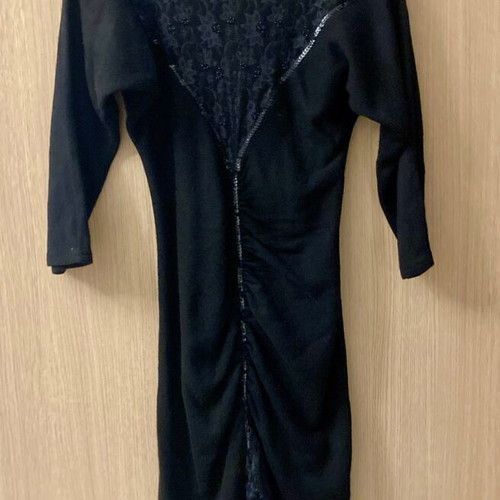 Wool dress used with lace black size M