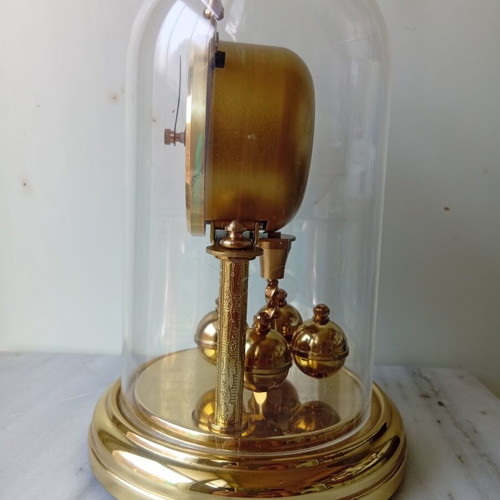 400 Day German Quartz Clock like new, 22 cm