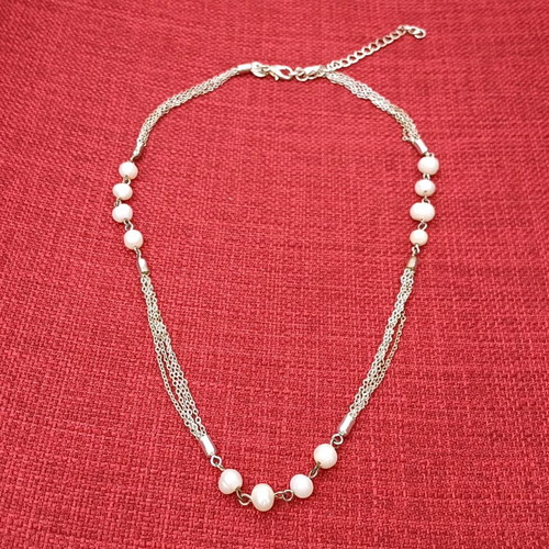 Necklace with pearls like new, silver
