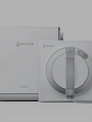 Ecovacs Winbot W2 Omni window cleaning robot like new with docking station
