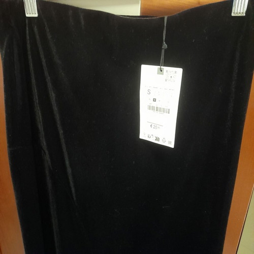 Velvet skirt Zara S size black new
