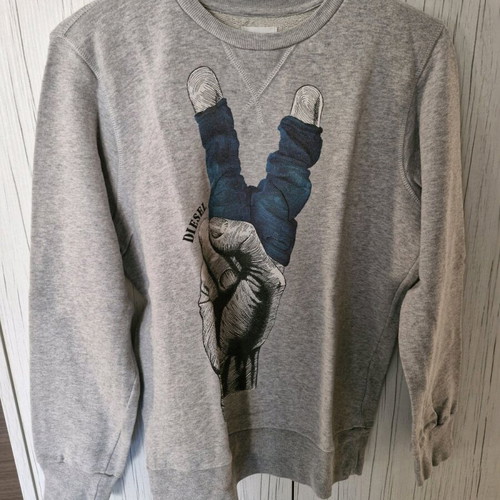 Diesel sweatshirt for boy gray size 16 like new