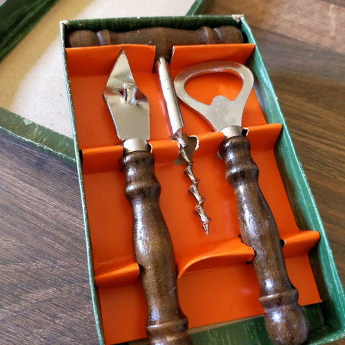 Bar set like new