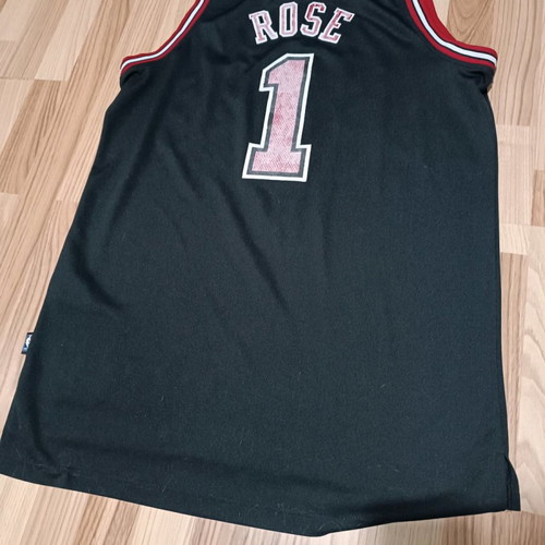NBA Rose jersey used, size large