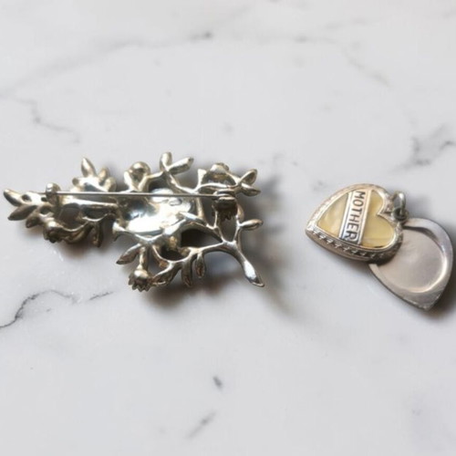 Mother of pearl brooch and heart-shaped pendant, 1950s