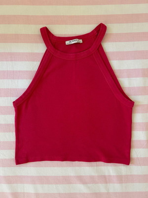 Zara halter top like new, fuchsia, size M