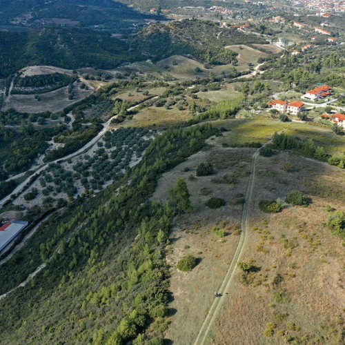 Αγροτεμάχιο 17.197 τ.μ. στη Χανιώτη Χαλκιδικής με θέα και ιδιωτικό δρόμο