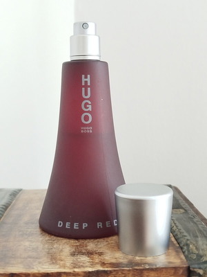 Hugo Boss Deep Red Eau de Parfum 50ml