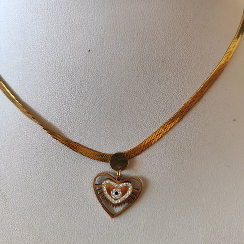 Heart necklace like new