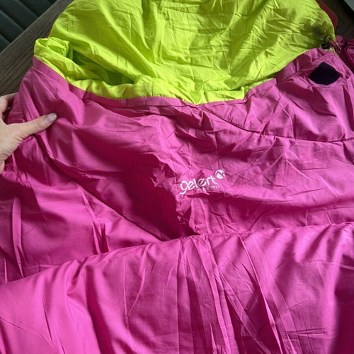 Gelert Huddle Junior Kids Sleeping Bag like new, 2-season