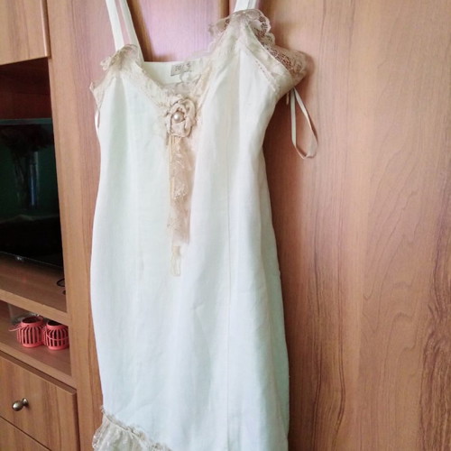 Linen dress ecru new with lace Bill Cost