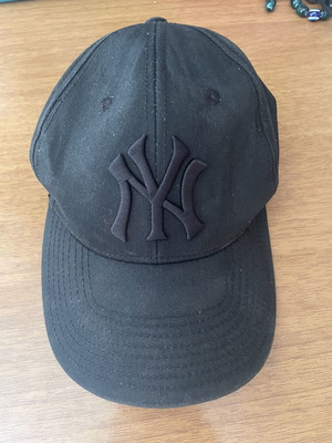 Hat black new