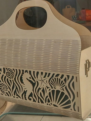 Wooden handbag handmade, new