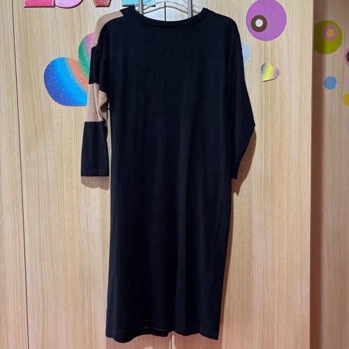 Sarah Lawrence knitted midi dress like new, black and beige