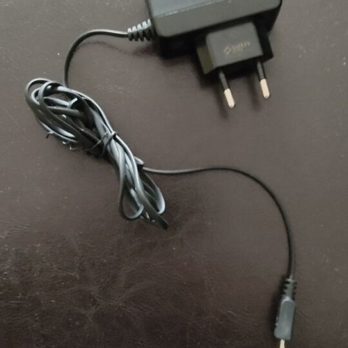 Sony Ericsson micro usb charger used