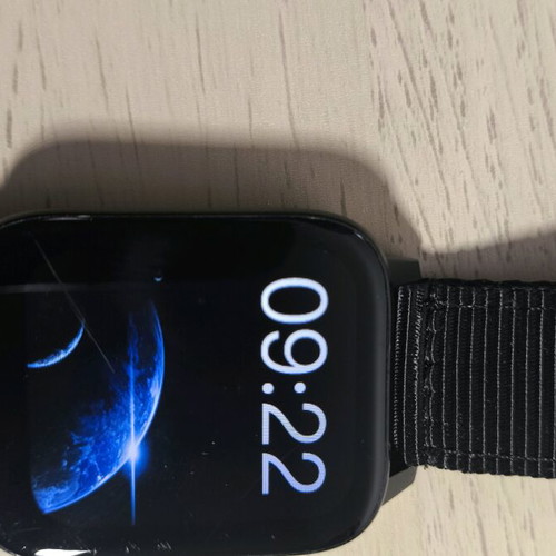 Smart watch used with heart rate monitor and waterproof IP68