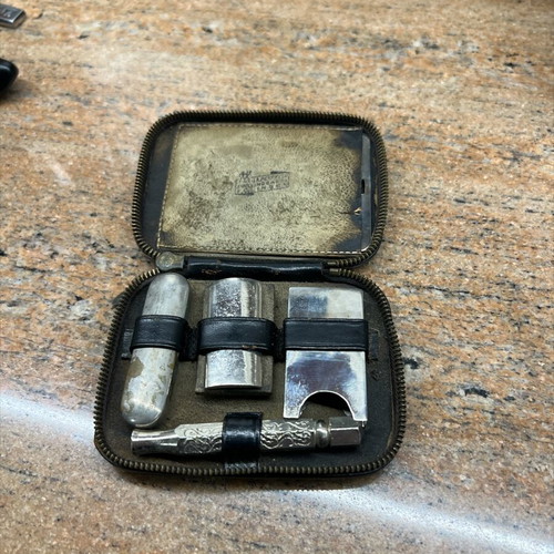 Vintage shaving set with zipper pouch used