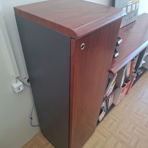 Office bookcase used 43 x 29 x 127 cm