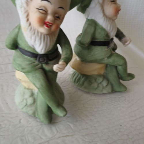 Porcelain figurines of dwarves used, set of two