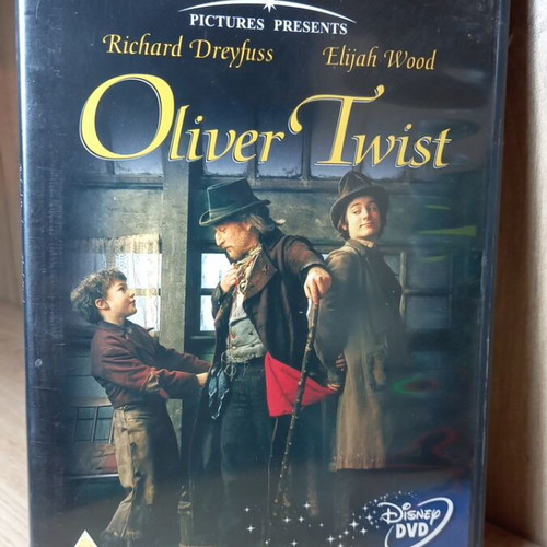 Oliver Twist DVD like new with English subtitles