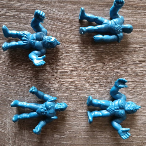 El Greco alien miniatures new, pack of 17 pieces