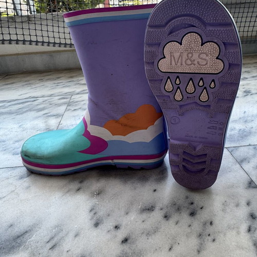 Marks & Spencer Girls' Rain Boots size 33 like new, waterproof with lining