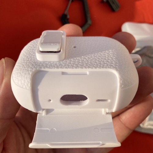 AirPods Pro 3 Premium quality case for wireless Bluetooth headphones new