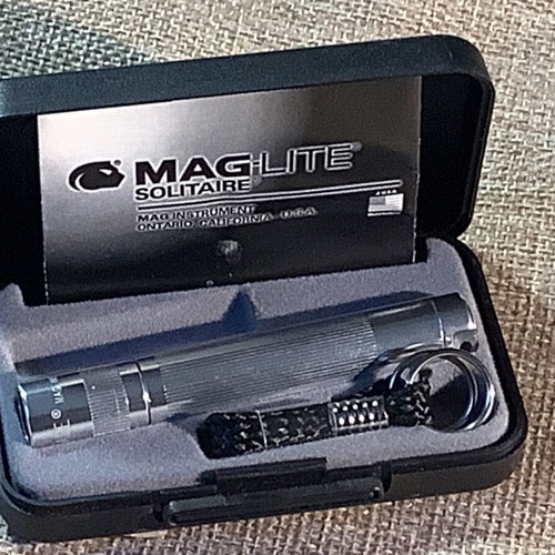 Maglite Solitaire Mini Flashlight Silver New