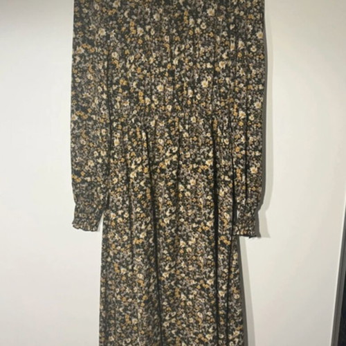 Shein dress size M 38 10 black and yellow like new
