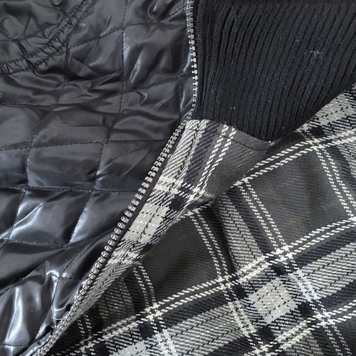 Bershka Reversible Jacket 00s Large used, black and grey
