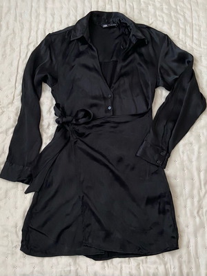 Zara Black Satin Effect Wrap Mini Dress Used, Size S