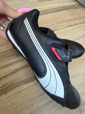 Puma Redon Move sports sneakers black, like new, size 40