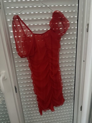 Red dress H&M new, size M