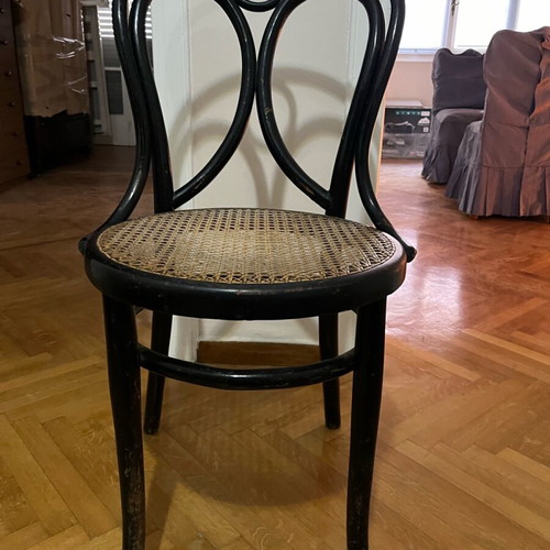 Classic wooden chairs used, pack of 3 pieces