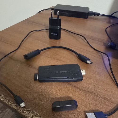 Old Game Emulator HDMI Adapter with 2.4G Wireless Controller Gamepad