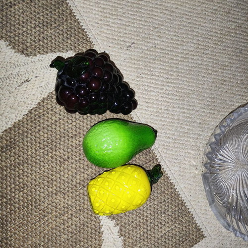 Vintage glass decorative fruit bowl set like new