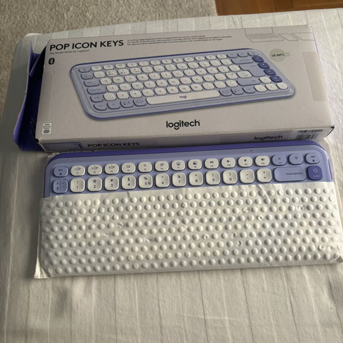 Logitech Pop Icon Keys keyboard like new