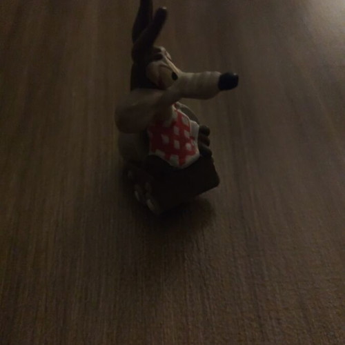 Coyote figure