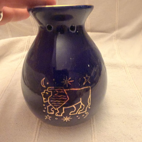 Zodiac Leo Wax Burner used, navy blue ceramic with gold designs